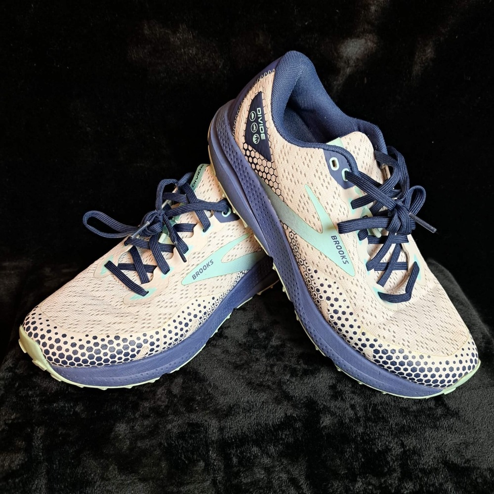 Brooks Divide 3 Blue white 1203681B006 Training Sneaker Shoes Women's 9.5 B - Picture 6 of 11